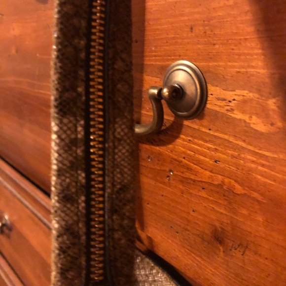 Antonio Melani foux Snakeskin Handbag - Picture 4 of 4